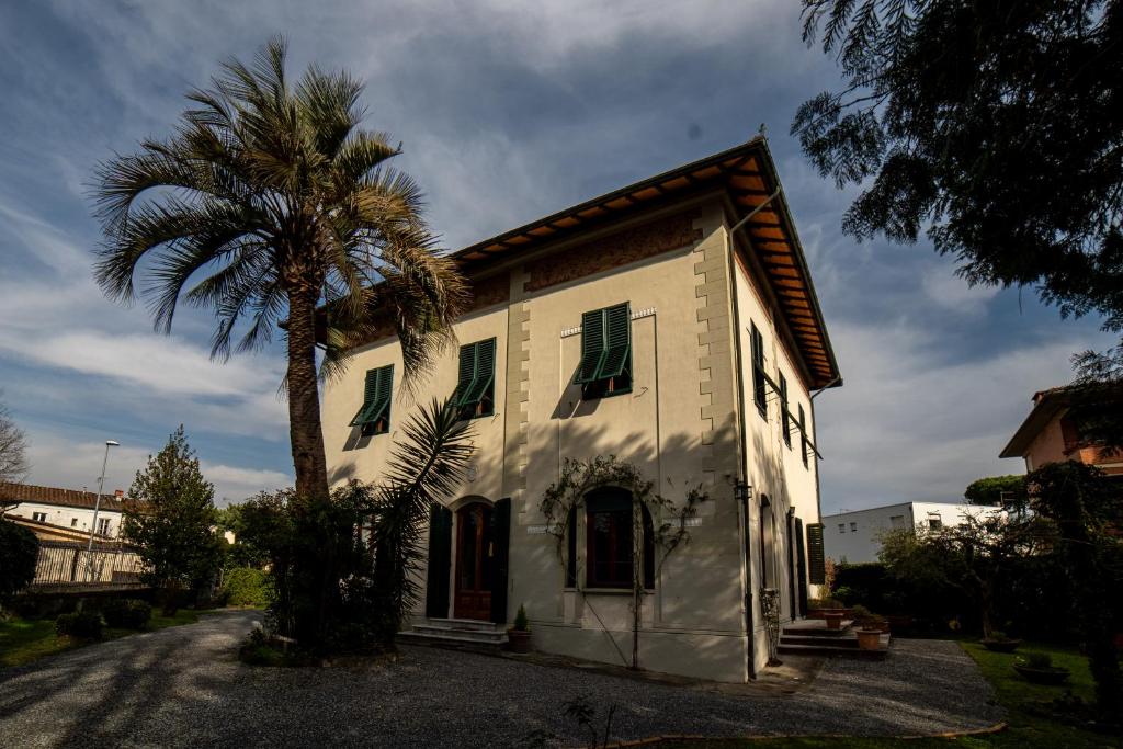 Martini's Villa – Lucca